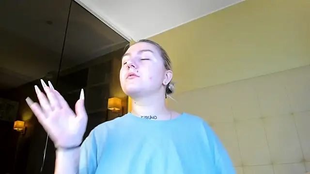 Snapshot of Debbie_Taylor chatting on September 19, 4:07 pm Debbie Taylor online show from September 19, 4:07 pm