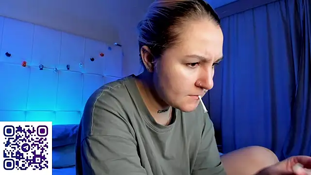 Debbie Taylor online show from November 5, 5:02 pm