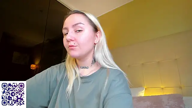 Debbie Taylor online show from November 15, 4:47 pm