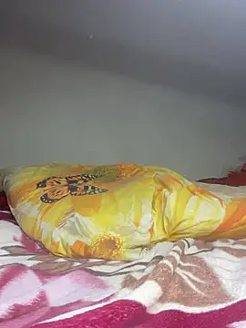 BrigitDani  online show from December 18, 2:49 pm