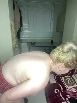 BrigitDani  online show from January 31, 1:34 pm