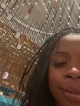 Snapshot of miamiworld chatting on December 5, 12:41 am miamiworld online show from December 5, 12:41 am