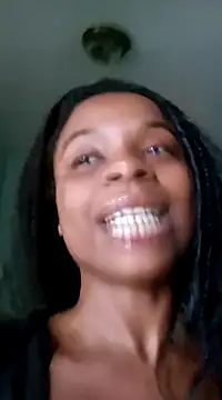 Snapshot of miamiworld chatting on February 16, 7:59 am miamiworld online show from February 16, 7:59 am