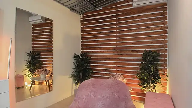 Sapphire Venuss online show from March 1, 11:37 pm