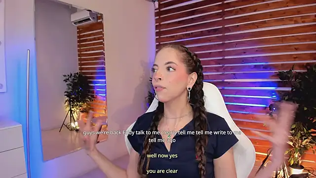 Snapshot of Sapphire_Venuss chatting on April 4, 2:54 am Sapphire Venuss online show from April 4, 2:54 am