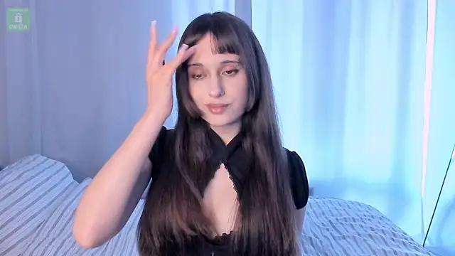 erika hoiree online show from June 21, 10:07 am