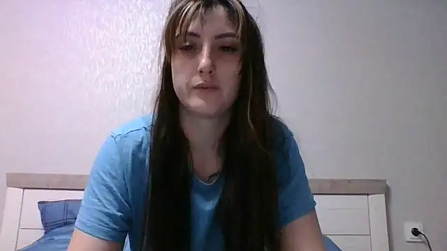 Moniic Moon online show from February 8, 3:53 pm