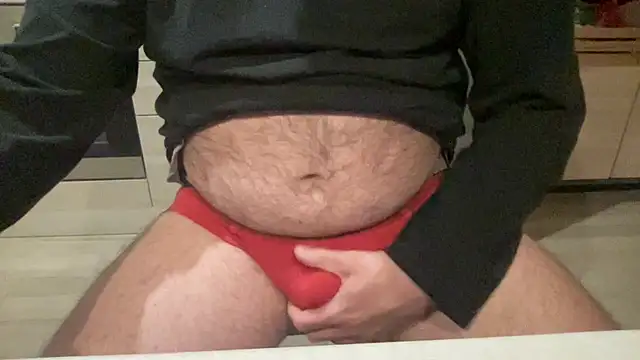 Snapshot of Beardedbear37 chatting on March 6, 7:54 pm Beardedbear37 online show from March 6, 7:54 pm