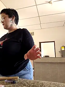 Snapshot of KatInk chatting on October 14, 4:41 pm KatInk online show from October 14, 4:41 pm