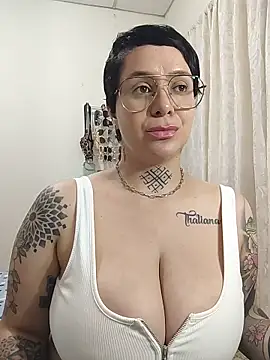 Snapshot of KatInk chatting on February 16, 1:51 pm KatInk online show from February 16, 1:51 pm