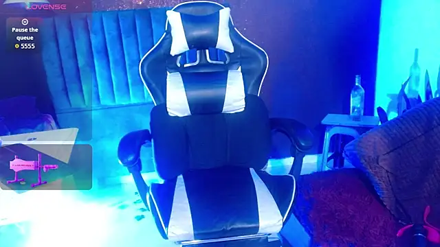 PervertedMature online show from March 29, 3:39 am