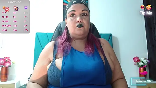 Snapshot of Dubraska1 chatting on January 22, 6:31 pm Dubraska1 online show from January 22, 6:31 pm