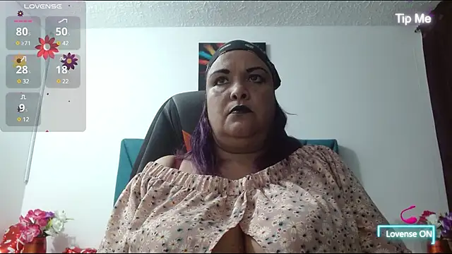 Snapshot of Dubraska1 chatting on March 10, 8:23 pm Dubraska1 online show from March 10, 8:23 pm