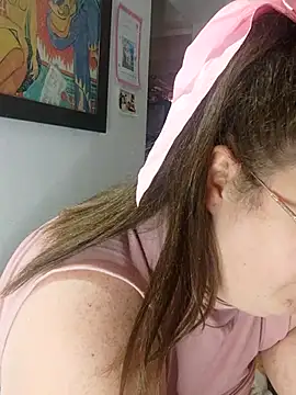 Chloee ep online show from March 7, 7:27 pm