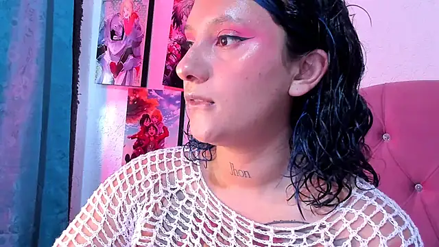 Snapshot of Mila_nixon02 chatting on April 12, 6:35 pm Mila nixon02 online show from April 12, 6:35 pm