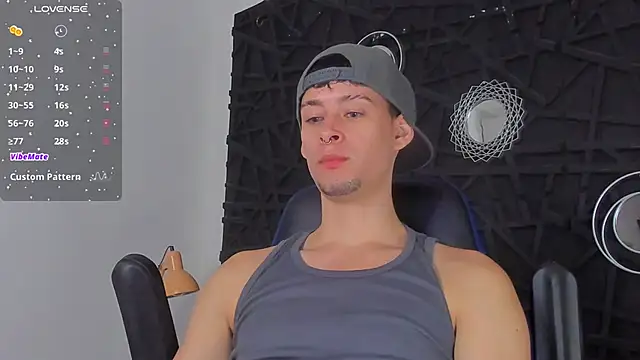 JadeSmiith  online show from January 8, 9:12 pm