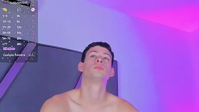 JadeSmiith  online show from January 15, 12:41 am