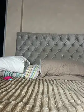 Sarasweet sex online show from July 14, 2:23 pm