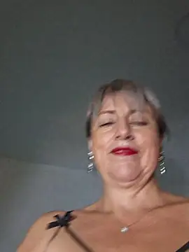 almaluna7 online show from October 19, 10:54 pm