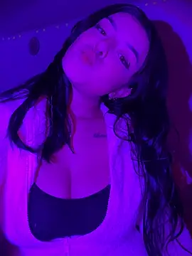 Alahia7demon online show from April 1, 3:40 am