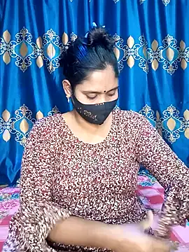 Hot Maleka online show from February 11, 3:40 pm