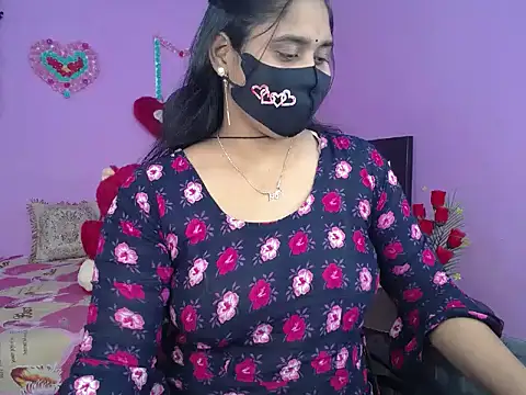 Hot Maleka online show from February 26, 4:39 pm