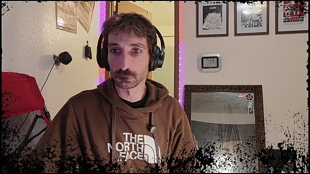 Snapshot of SlammyDjr chatting on March 17, 3:00 am SlammyDjr online show from March 17, 3:00 am