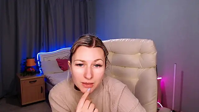 Incredible Ariela online show from December 11, 3:15 pm