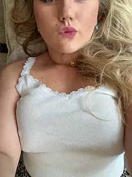 scarletseduction  online show from July 8, 12:42 pm