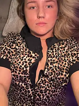 scarletseduction  online show from July 12, 2:24 am