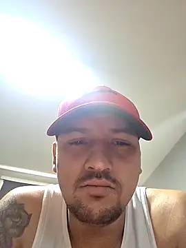 venezkign online show from February 8, 6:00 pm