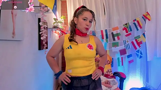 AuroraRojas online show from June 17, 10:10 pm