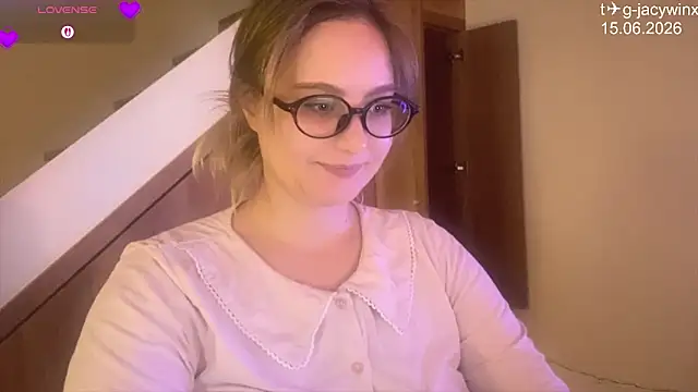 JacyWinslat online show from June 15, 8:49 am