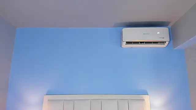 Snapshot of Nick_Collins18 chatting on September 29, 8:57 pm Nick Collins18 online show from September 29, 8:57 pm