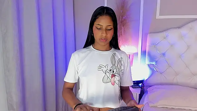 evelyn evony online show from December 24, 6:22 am