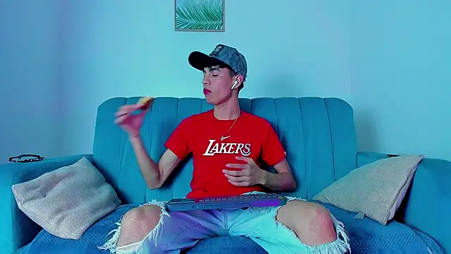 NeoRaptis online show from March 21, 8:18 pm