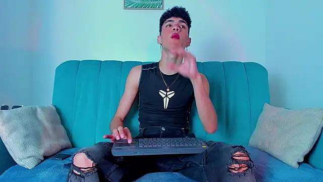 NeoRaptis online show from March 22, 8:15 pm