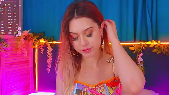 AlinaWalters online show from November 15, 8:05 pm