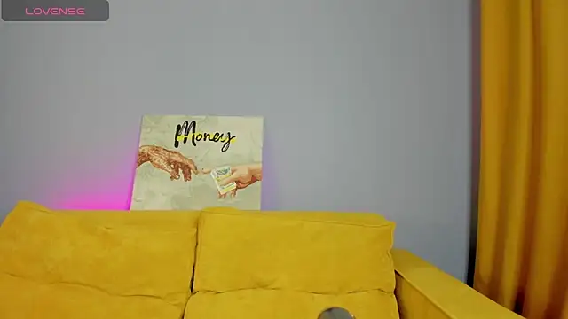 Little Chips online show from February 5, 8:00 am