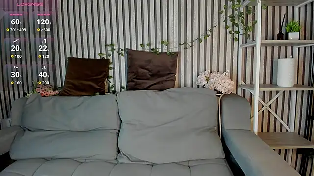 Little Chips online show from June 10, 5:23 pm