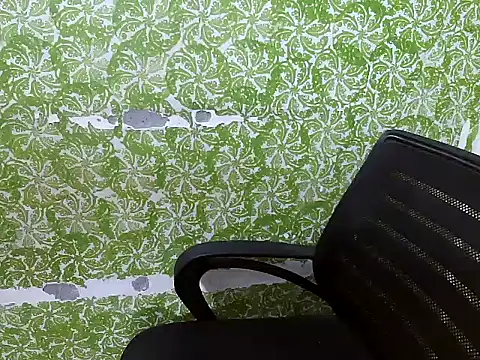 cutie-pie8 online show from November 23, 8:19 pm