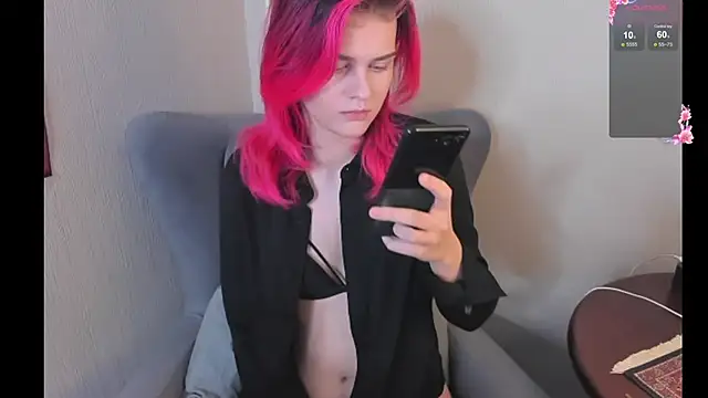 Snapshot of JulieTaylors chatting on December 14, 9:08 pm JulieTaylors online show from December 14, 9:08 pm