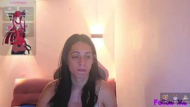 vittorialombardi   online show from March 13, 6:42 am