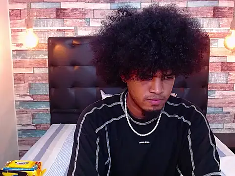 JaicobRuneer online show from March 28, 2:55 am