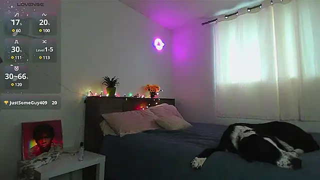 Kittyymaze1 online show from December 12, 1:28 pm