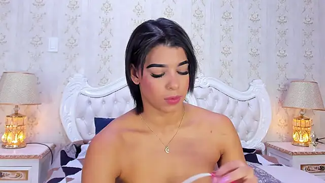 TiaraRosse online show from January 15, 1:52 pm