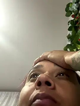 Cafeziitha02 online show from October 23, 5:29 am