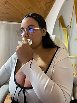 Isabella boobd online show from July 3, 1:01 am