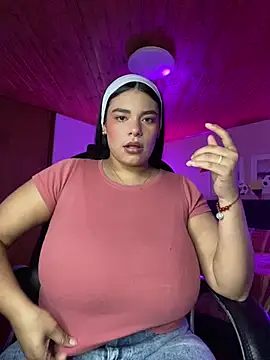 Isabella boobd online show from July 9, 2:48 am