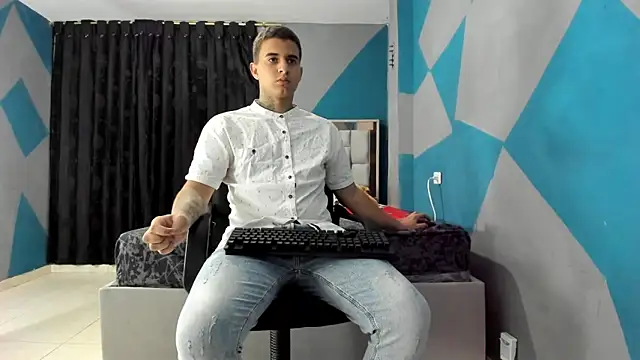 simookeler online show from December 3, 4:58 am